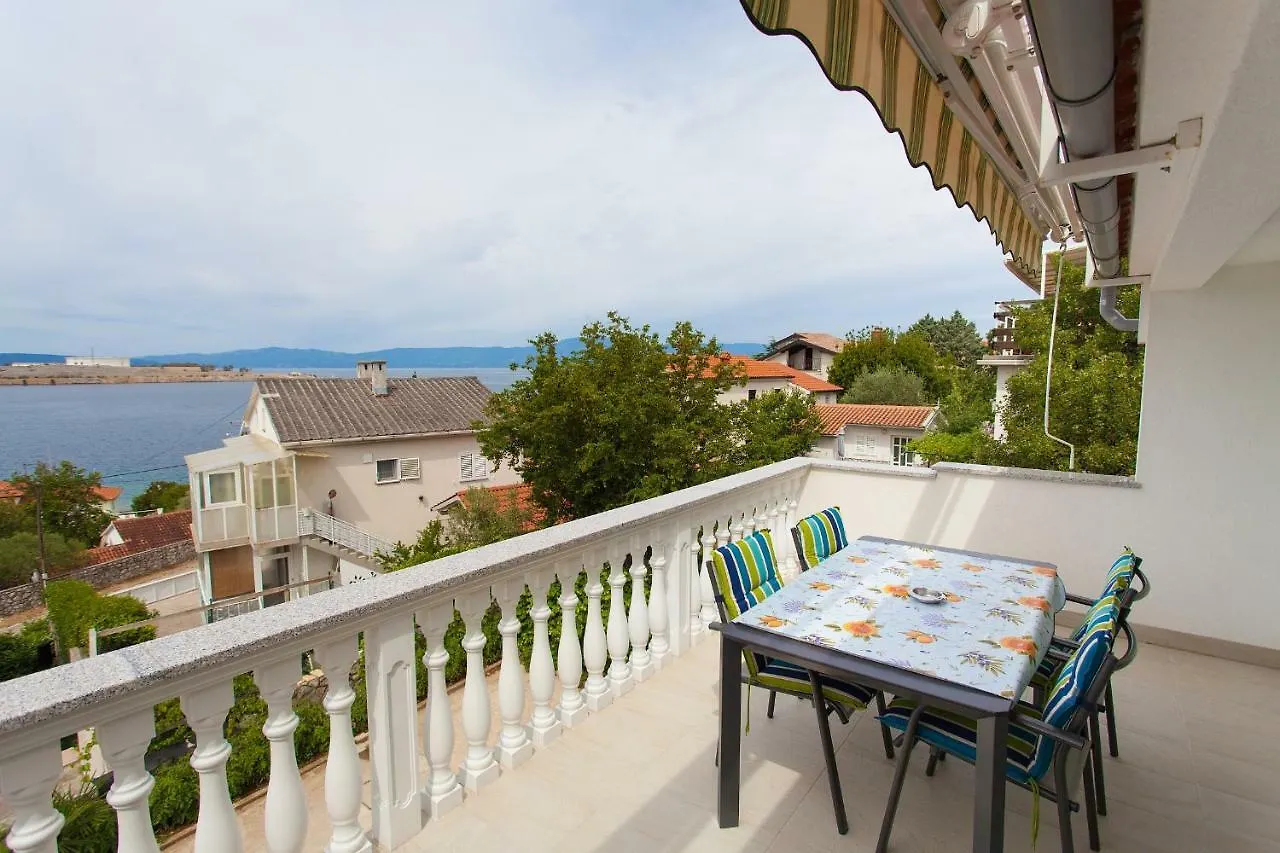 Apartment Apartman Kondic Omisalj