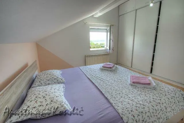 Apartman Kondic Omisalj