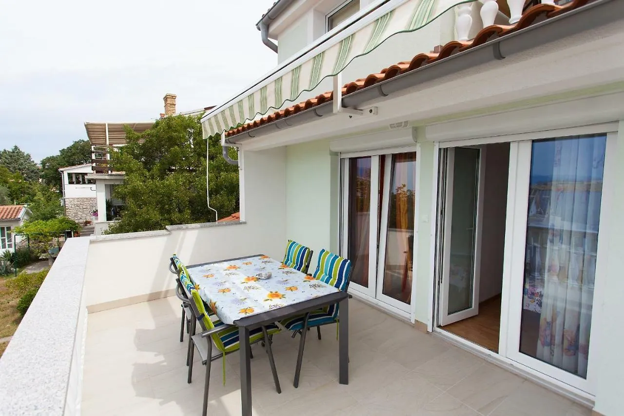 Apartman Kondic Omisalj Apartment