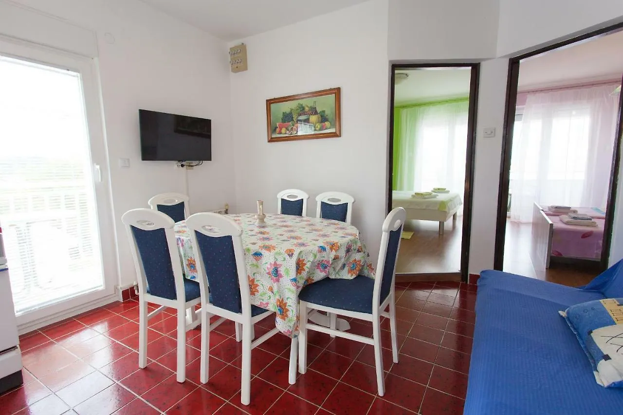 Apartment Apartman Kondic Omisalj