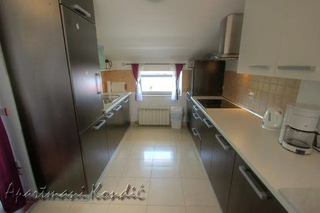 Apartman Kondic Omisalj